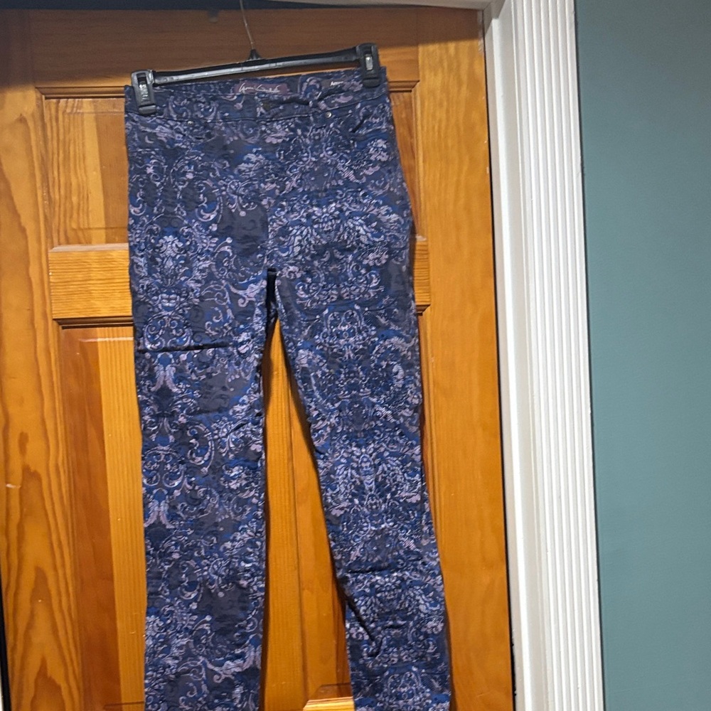 Gloria Vanderbilt 6 Blue Patterned jeans